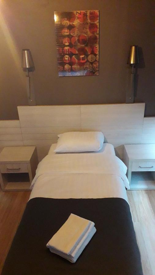 Hotel Auberge Van Strombeek Jette Eksteriør bilde