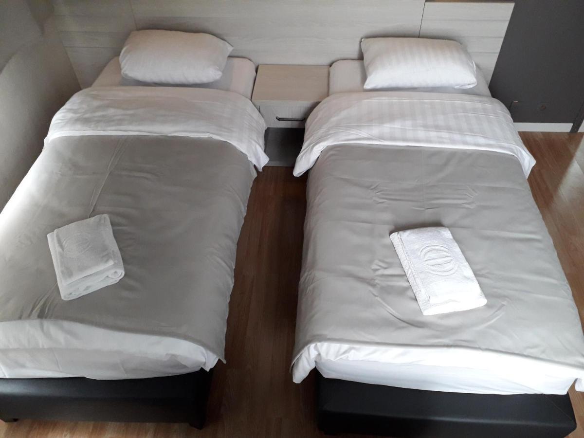 Hotel Auberge Van Strombeek Jette Eksteriør bilde